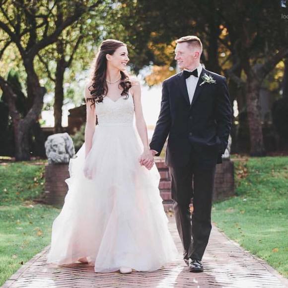 Meet your Posher, Taylor - Picture 1 of 1